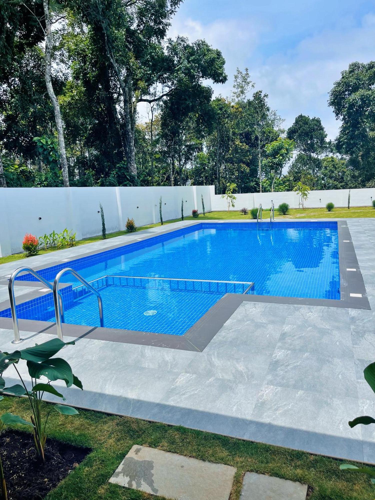 The Windy Mist Resort Munnar Chinnakanal Buitenkant foto