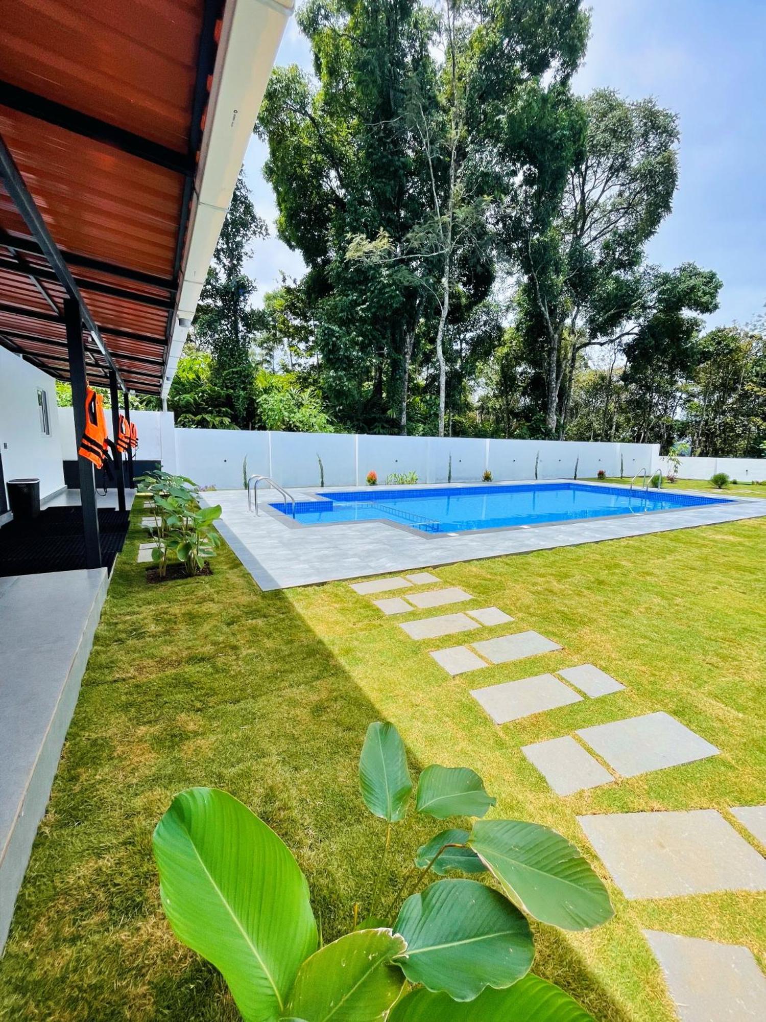 The Windy Mist Resort Munnar Chinnakanal Buitenkant foto